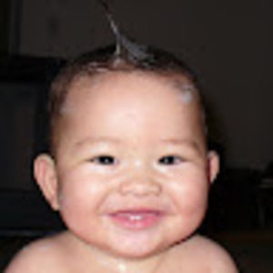 Meet your Posher, Lois